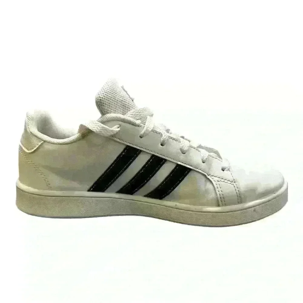 Adidas Grand Court Men Running, walking white shoes size 5 (Women’s size 6)
